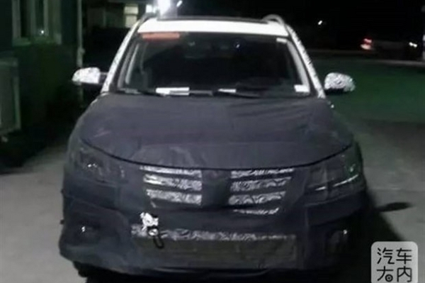 荣威全新SUV路试谍照曝光 搭两款发动机