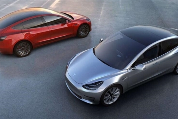 价格是普及核心：十年内电动车价格将低于汽油车