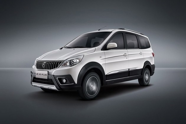 北汽威旺M30 PLUS车型上市 售5.58万元