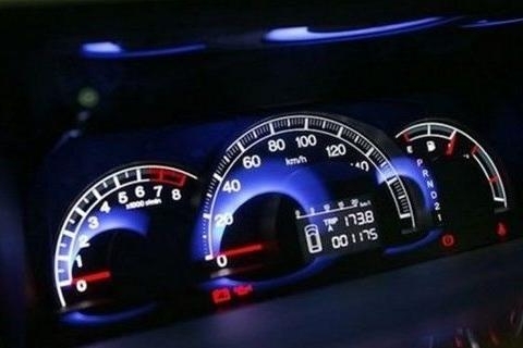 汽车不经常开，一年也跑不了5000公里，这样保养才能不出问题