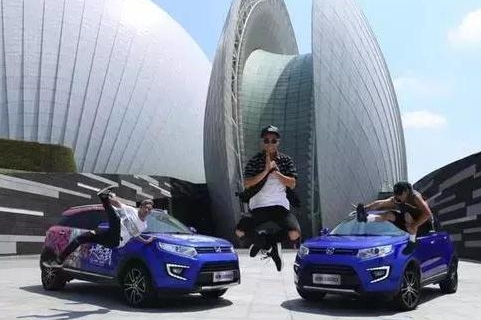 珠海惊现“蜘蛛侠”，战车竟然是TA