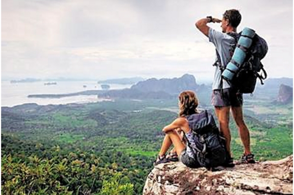 当中秋遇上国庆，8天长假干点啥？