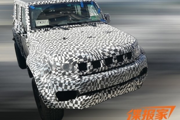 新款北京BJ40L谍照曝光 或广州车展亮相
