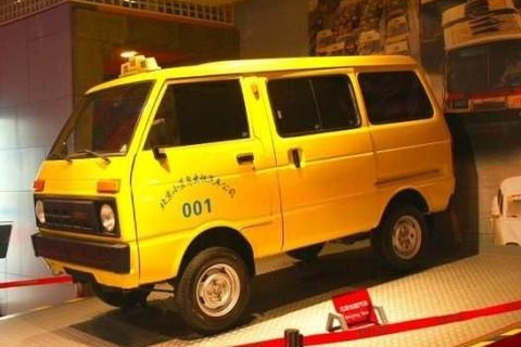 曾经的国民品牌，五菱见了都得叫大哥，如今名存实亡！