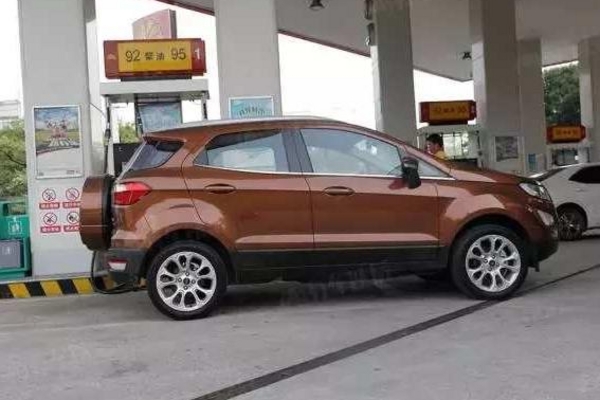 4毛钱一公里，唯一搭载1.0T发动机的合资SUV，果然省油！