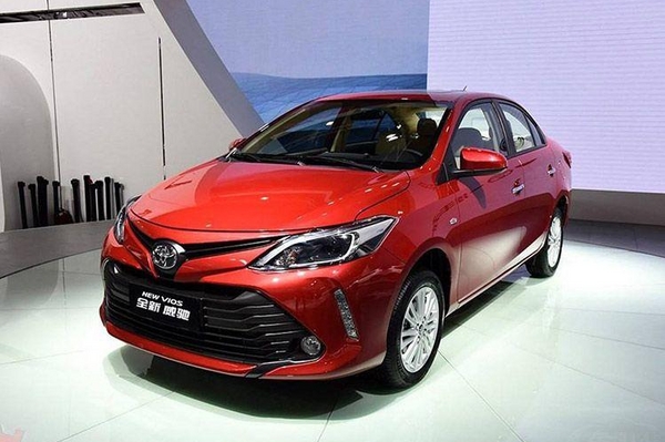 马云达摩院刷屏！科技范成潮流，三款8万小车PK谁智领同级？