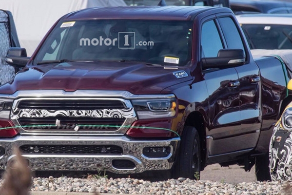 再曝道奇新款Ram 1500谍照 2018年亮相