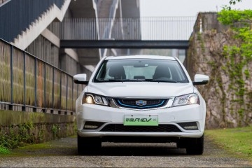 千呼万唤始出来，未上市的帝豪PHEV为何在上海率先发布？