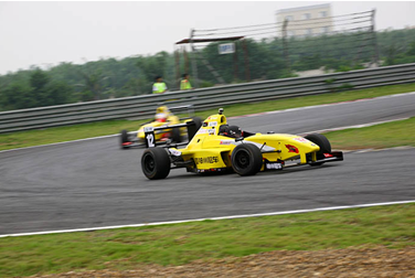 中国方程式大赛 神州租车车队先声夺人