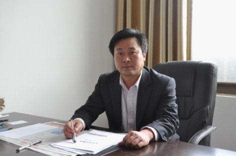 东风助力 访五星级形象店总经理郭彦州