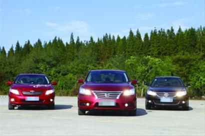 对比新轩逸1.8L 新速腾 1.4T 卡罗拉1.8L