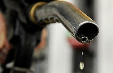 国际原油“破百”在即 国内成品油或25日下调