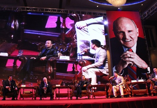 张小林对话韦尔奇：汽车后市场前景广阔