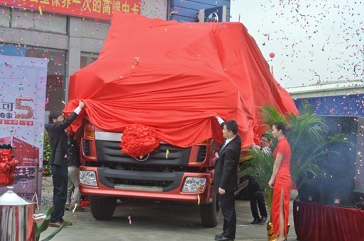 国内首款欧系中卡上市 欧马可5系:城际货运专家