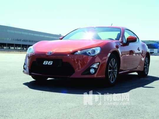 平民超跑新星--试驾丰田86(图)