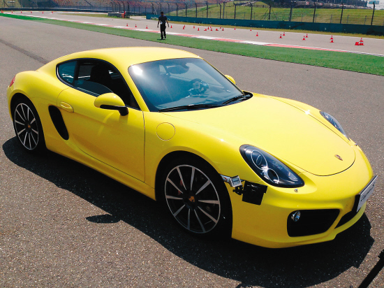 假装去买菜--试驾保时捷Cayman S(图)