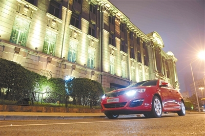 正年轻--试驾第二代上汽荣威550(图)