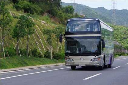 暖心之作——试驾金旅XML6102J一层半客车