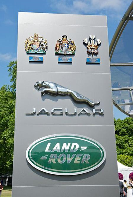 捷豹路虎以璀璨之姿庆贺英女王加冕60周年