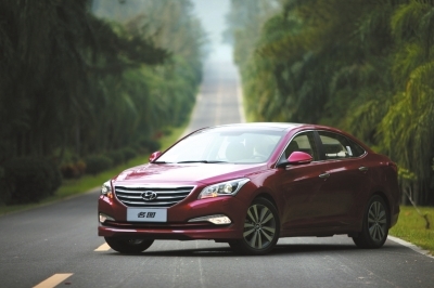 见缝插针--试驾北京现代名图(图)