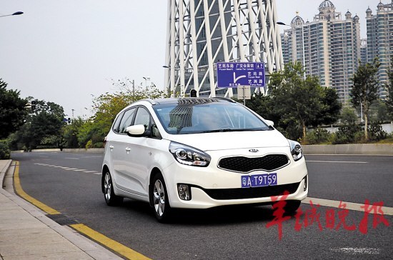 焕然一新--试驾第三代起亚佳乐(图)