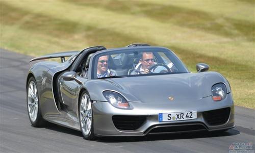 保时捷因后桥存隐患全球召回918 Spyder