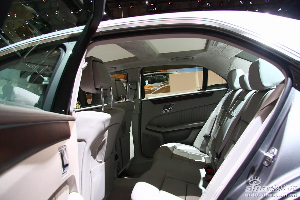 奔驰E500_奔驰E级图片_汽车图库