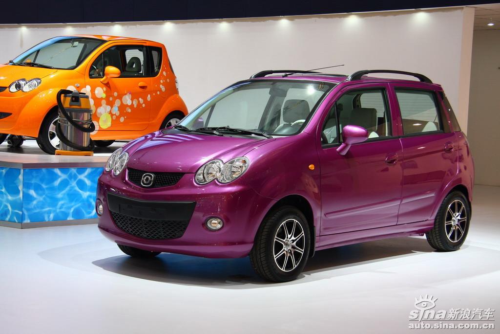 海马电动轿车Mpe