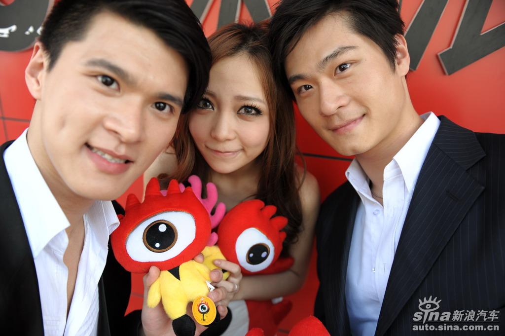 福特展台名模林飞,李凌云