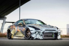 战神改装谁与争锋 涂鸦文化结合的经典