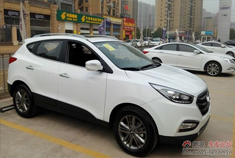 白色ix35智能型提车一个月