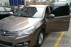 悦动自动舒适闪铜提车作业