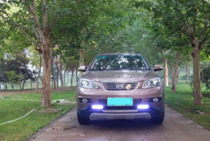 金色比亚迪S6伴我周末一日游