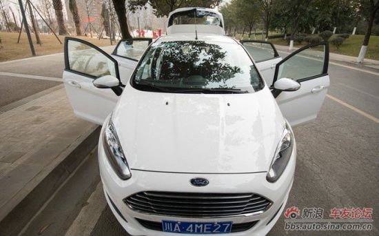 两厢嘉年华新车噪音有点大