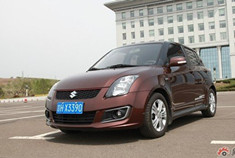 雨燕咖啡色1.5自动档提车作业