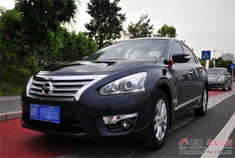 和新天籁结缘 补上提车作业