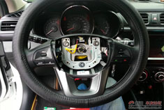 起亚K2多功能方向盘按键改装