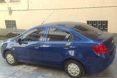 全新时尚版 宝石蓝赛欧选车