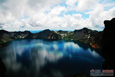 感受梦幻天池和朝鲜风情
