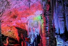 玉石天铸成 奇美石花洞游记