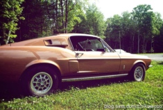 1967年经典款野马Shelby GT500