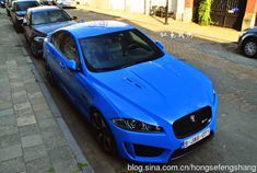 2013款经典蓝色捷豹XFR-S运动轿车
