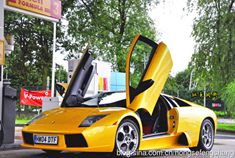 柠檬黄色兰博基尼Murciélago超级跑车欣赏
