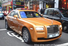 伦敦街头“太妃糖”色劳斯莱斯古斯特美图