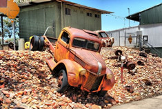 时空停滞 澳大利亚的汽车坟场的非凡体验