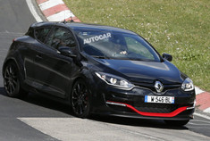 雷诺梅甘娜路试 欲破前驱圈速记录