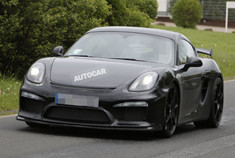 保时捷Cayman R路试谍照曝光 2015年上市