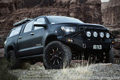 图赏Devolro重口味改装丰田坦途越野皮卡