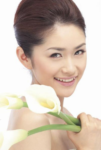 车模刘芊妤微博_车模刘芊妤图片_车模资料