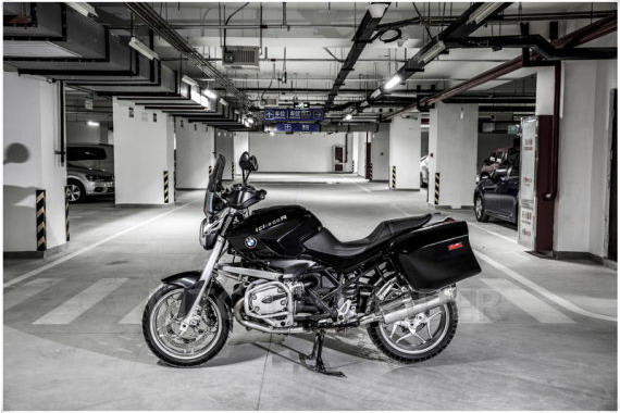 摩托车专业测试2008款BMW R1200R